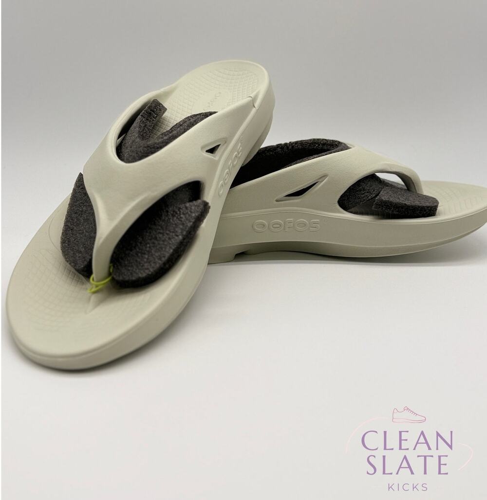 OOFOS OOriginal Unisex Recovery Sandal, Gray, Men's 14 Women's 16 NWT
